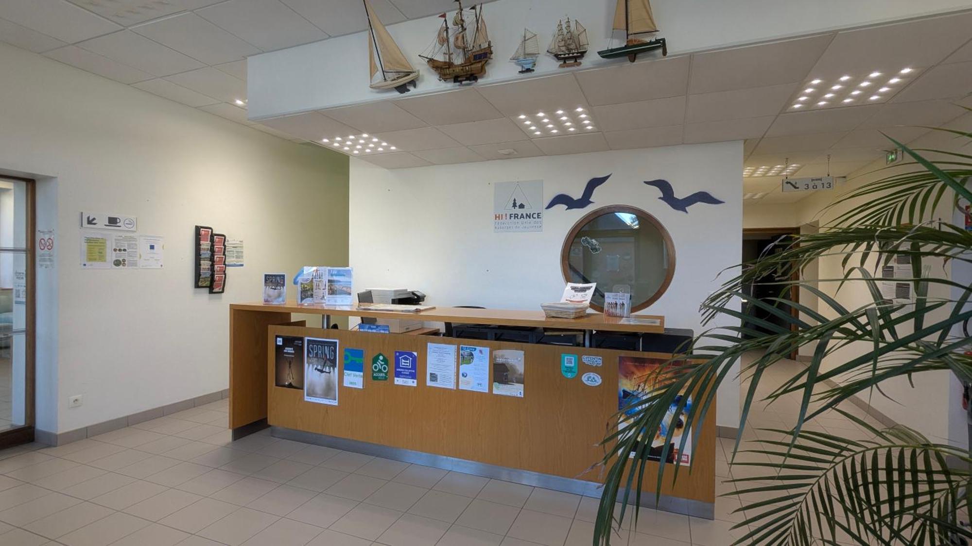 Auberge De Jeunesse Hi Cherbourg Εξωτερικό φωτογραφία